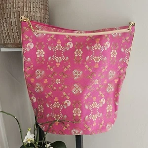 Anna Sui Women's Tote Bag Romantica Beach Shopper Bag Hand Strap Pink New - Picture 1 of 14