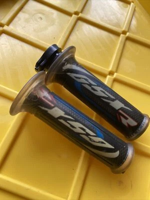 07 Suzuki Bandit GSF 1250 S tubo de aceleração e aderência 57110-29G0 - Imagem 1 de 4