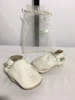 SAYOYO BEBÉ INFANTIL UNISEX CUERO MOCASÍN ZAPATOS SIN CORDONES BLANCO 0 - 6 M USADO EN EXCELENTE ESTADO! $29 Foto 1 de 4