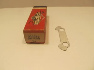 Vintage NOS OEM Briggs & Stratton 222263 screw lock - Picture 1 of 2