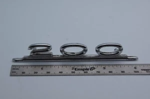 Mercedes 200 Emblem - Bild 1 von 3