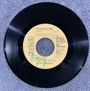 The Choice Four, Hook It Up (Stereo & Mono), 7" 45rpm 1975 Promo - Picture 1 of 2