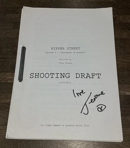 Original 2015 RIPPER STREET Shooting Script JEROME FLYNN handsigniertes Autogramm - Bild 1 von 5