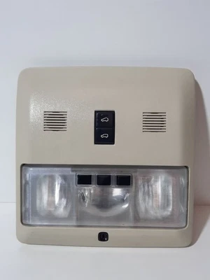 Iluminación interior delantera Land Rover Range Rover Sport L320 2006 TTF2262 Foto 1 de 4