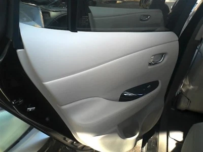 LEAF      2012 Door Trim Panel Rear 428382 Foto 1 de 4