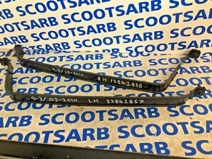 SAAB 9-3 93 Fuel Tank Strap Tensioning Band Pair 12791363 12790329 D233L Z19DTH - Picture 1 of 4