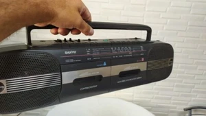 Vintage collectible tape recorder Sanyo MW717K - Picture 1 of 15