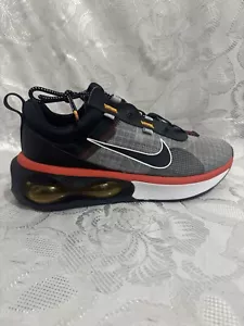 NIKE AIR MAX 2021 11.5 DH4245 001 MYSTIC ROJO GRIS TAXI BURBUJA GRANDE COSMIC SE POLVO - Imagen 1 de 17
