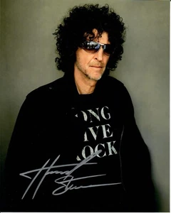 Howard Stern USA Broadcaster Actor Personality Signed 8x10 Photo COA TTM - Picture 1 of 3