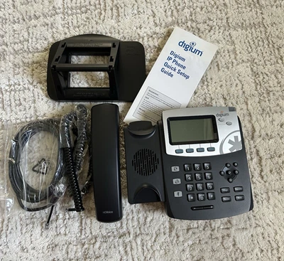 NEW Digium D40 IP Phone, Handset, Stand, Cable 1TELD040LF  - Image 1 of 4