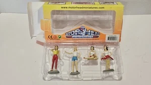 Motorhead Miniatures Hot Riders 953 Set of 4 Ladies 1/24 - Picture 1 of 13