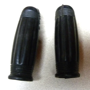 Pair Vintage Bicycle/Tricycle Handlebar Grips - Picture 1 of 3