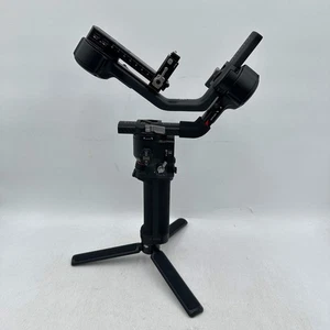 DJI RS 4 PRO Combo 3-Axis Gimbal Stabilizer P04P - Picture 1 of 24