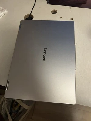 Portátil Lenovo - Yoga 7 2 en 1 - Copiloto + PC - 16" 2K LCD Pantalla Táctil - AMD Ryzen Foto 1 de 2