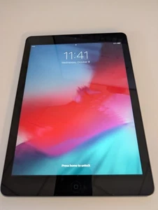 Apple iPad Air (1st Generation) A1474 32 GB, Wi-Fi, Space Grey - Picture 1 of 6