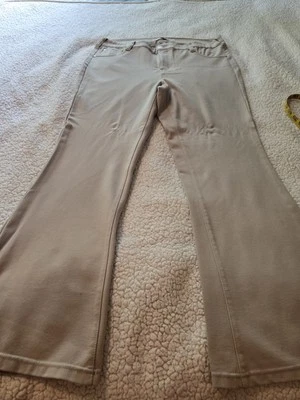 Womens Sz 20 Celebrity Pink Bootcut Stretch Kahki Tan Pants Euc - Image 1 of 4