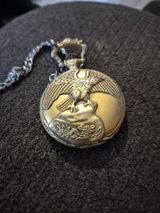 Unisex Adult Gold-Toned Eagle Pocket Watch  - Picture 1 of 6
