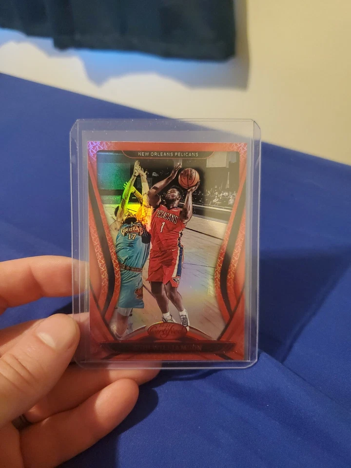 Zion williamson RED PARALLEL BASKETBALL certified ORLEANS PELICANS - Image 1 of 2