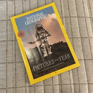 National Geographic December 2022 Special Issue Pictures Of The Year Astronaut - Picture 1 of 4