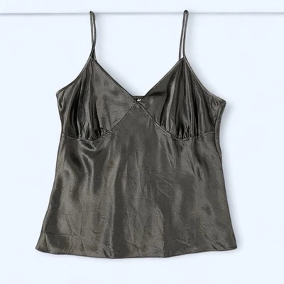 Camiseta sin mangas de seda negra Y2K camisola XL gótica minimalista delicada grunge años 2000 sedosa Foto 1 de 4