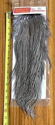 Sillín Whiting Dry Fly Rooster, blanco teñido mediano Dun, grado profesional, atado de moscas Foto 1 de 2