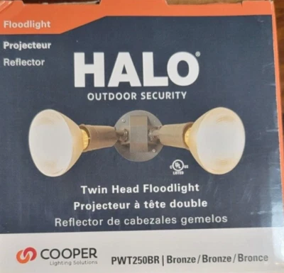 Cooper Lighting 300 Watt Twin head Halo Outdoor Security Flood Light PWT250BR - Image 1 of 4