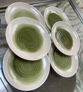 Crate & Barrel Set of 6 MCM Lemongrass Salad Plates Green Ivory Stoneware EUC - Picture 1 of 12