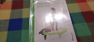 NATURAL SCIENCE STUDENT S BOOK Santillana 9788468028842 Educación primaria - Imagen 1 de 9