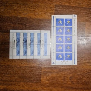 Lotto francobolli "introduzione contanti euro" 10 foglietti + televisione 50 anni - Foto 1 di 3