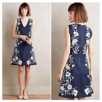 Moulinette Soeurs Navy Floral Embroidered V Neck A Line Dress Zip Back Size 0 - Image 1 of 4