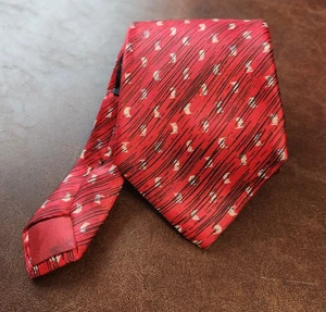 Vintage Red Patterned Silk Tie By Lutt's Country Squire Shop Made In Italy 57" - Picture 1 of 9