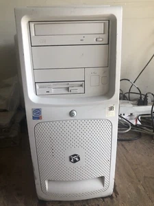 VINTAGE GATEWAY PENTIUM III 1.7 GHZ DESKTYOP COMPUTER ATXSTF MINT 4600 - Picture 1 of 4