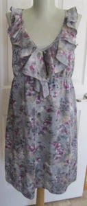 NUOVO ~ ABITO Ann Taylor Loft FLIRTY scollo a V con volant floreale senza maniche 4 $79 - Foto 1 di 7