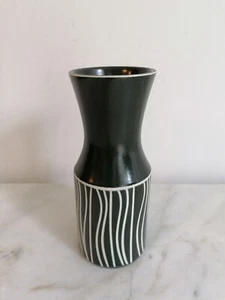 Vintage 1960s Hornsea Dark Green Tanglewood Vase - John Clappison 986 - Picture 1 of 5