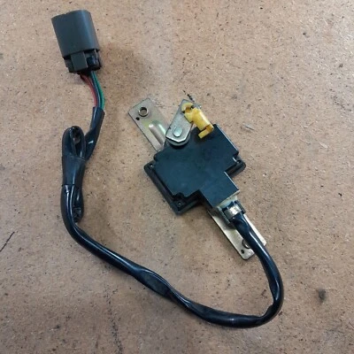 84-89 NISSAN Z31 300ZX Actuador de cierre de puerta de conductor izquierdo OEM 2+0 Foto 1 de 4