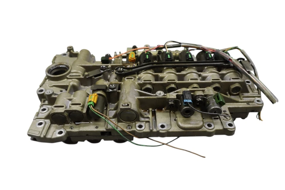 Cuerpo de válvula de transmisión Porsche Panamera 10-16 mecatrónico 95832503910 OEM Foto 1 de 4