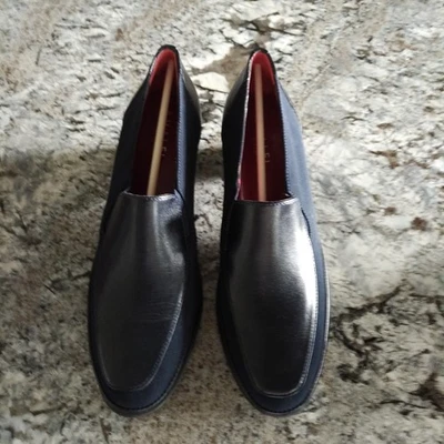 BRAND NEW WOMEN'S AMALFI NAVY TESSUTO SHOES IN SIZE 7 NARROW - Image 1 of 4