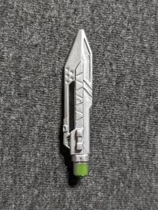 Transformers UNIVERSE 2008 Deluxe Class ROADBUSTER Parts CLOSE-COMBAT BLADE Part - Picture 1 of 1
