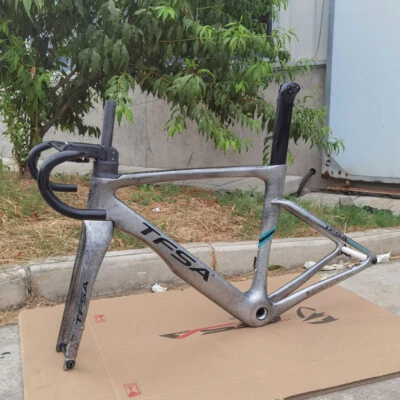 Cuadro de bicicleta de carretera de carbono 700C eje pasante freno de disco cable oculto completo marco aerodinámico Foto 1 de 4