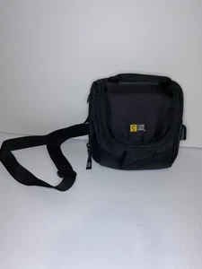 Case Logic CD Player Case W/ 6 Disc Capacity & External Headphone Jack - Picture 1 of 17