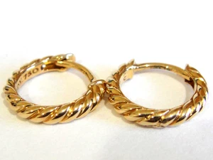 DAVID YURMAN 18K SOLID GOLD SCULPTED CABLE MICRO HUGGIE HOOP EARRINGS - Picture 1 of 4