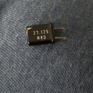 Radio NKD kryształ 27,125 MHz 0,5 mm 0,02 cala średnica przewody vintage - Zdjęcie 1 z 4