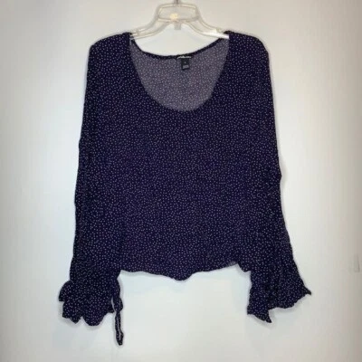 Top de lunares Charlotte Russe 3X TALLA EXTRA Foto 1 de 4