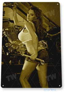 Letrero de hojalata afinado pin-up niña motocicleta garaje Hot Rod tienda de automóviles B495 - Imagen 1 de 2