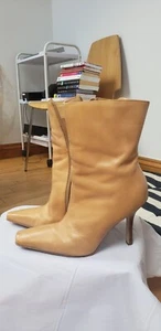 Botas de becerro de cuero genuino Aldo de alta calidad, crema, talla 35, ligeramente usadas. - Imagen 1 de 5