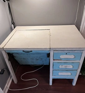 Vintage Real Wooden Desk w/ Hidden Typewriter Compartment, 3 Drawers & Slide out - Picture 1 of 11