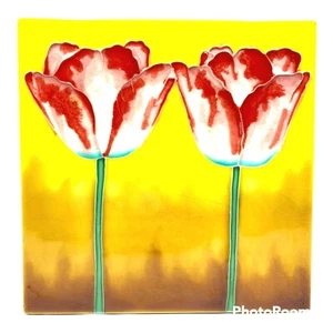 Tubo de cerámica artística de tulipanes rojos forrado azulejo de cerámica pintado a mano amarillo 8 pulgadas - Imagen 1 de 4
