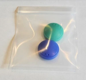 1994 Catch Phrase Replacement Set of 2 Player Movers - Parker Brothers - Picture 1 of 1