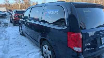 Used Speedometer Gauge fits: 2017 Dodge Caravan cluster 200 KPH w/vehicle inform - Imagem 1 de 4