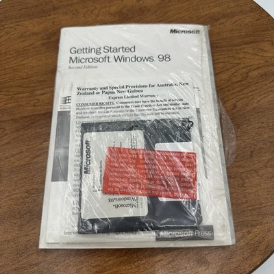 Microsoft Windows 98 Full Installation Set - Boot Disk, Getting Started guide - Image 1 of 4